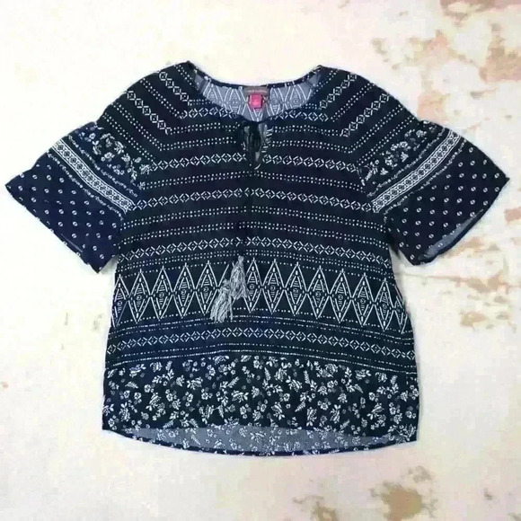 VINCE CAMUTO Blue Aztec Pattern Short Sleeve Key Hole Tassel Top Women S - Picture 1 of 10